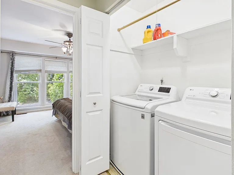 4905 Long Shadow Dr — Photo 22