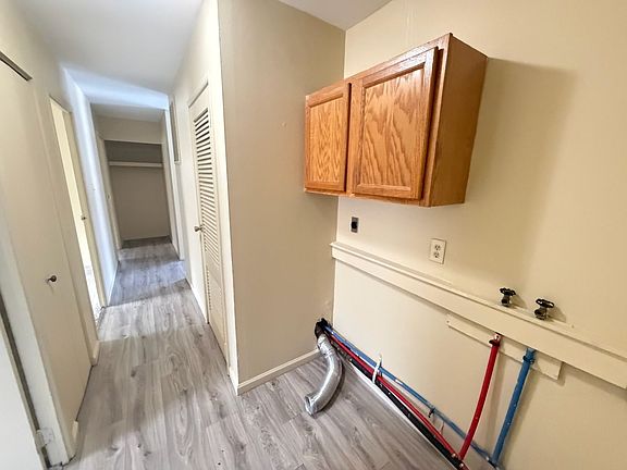 4th image of 2015 Southwood Dr