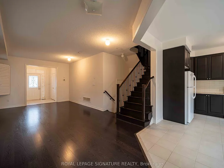 5570 Meadowcrest Ave — Photo 6