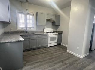 43 Hunter Ave FLOOR 1, Johnston, RI 02919