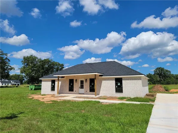 8830 State St, Citronelle, AL 36522