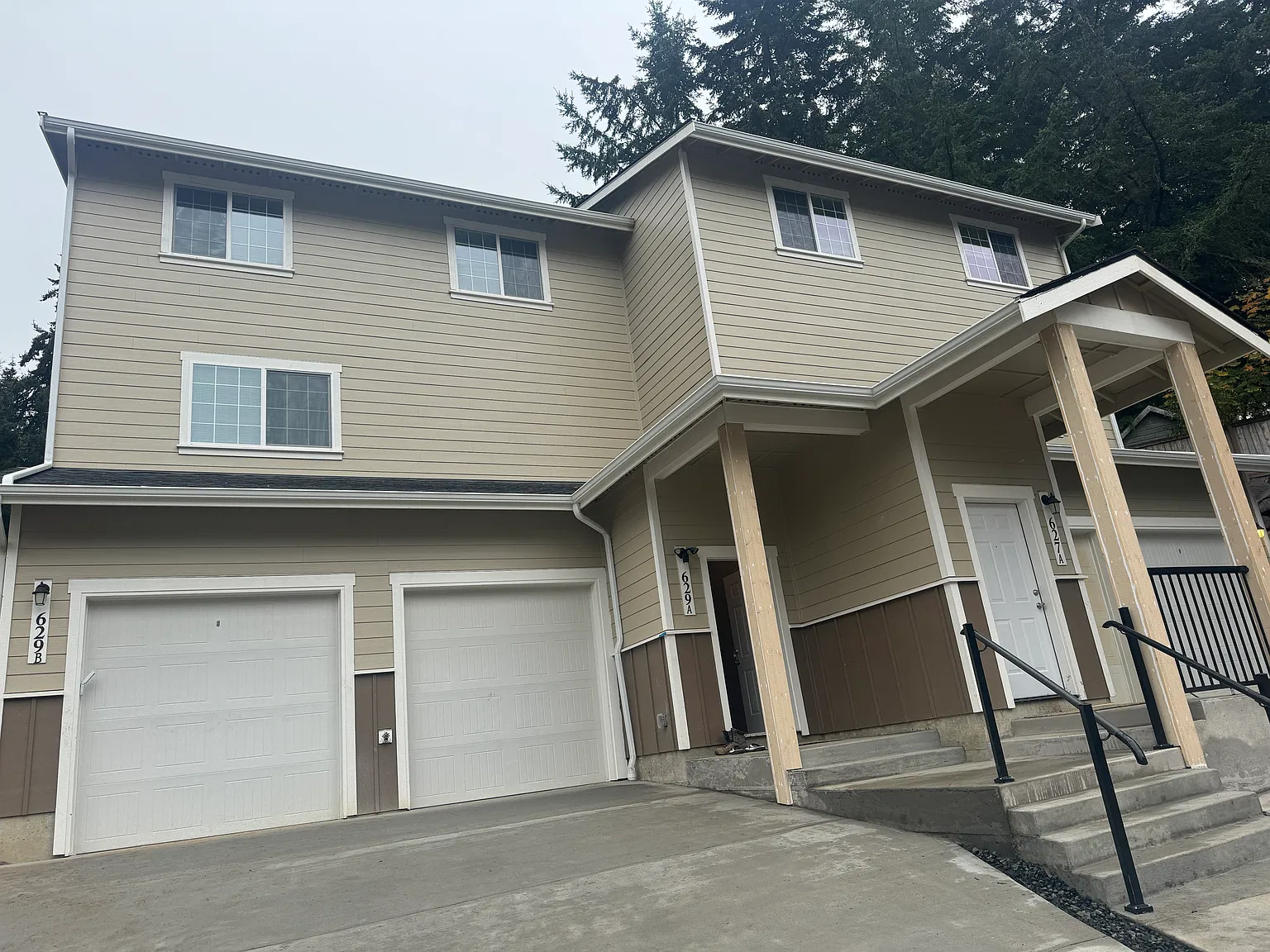 4 bed, 2.5 bath, 1966 sqft, $2,595 — Photo 3