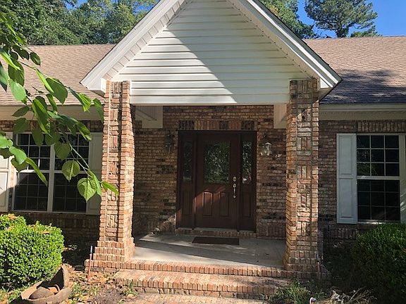 3rd image of 946 S Lakeshore Dr