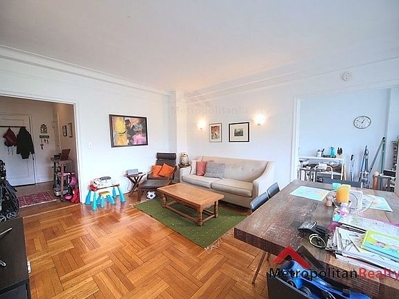 3rd image of 50 Plaza St E APT 7D