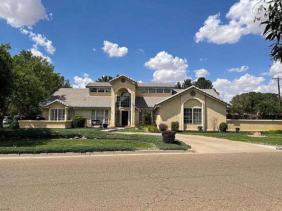 3rd image of 101 Sandzen Dr