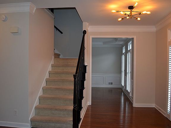 3rd image of 3340 Windflower Way