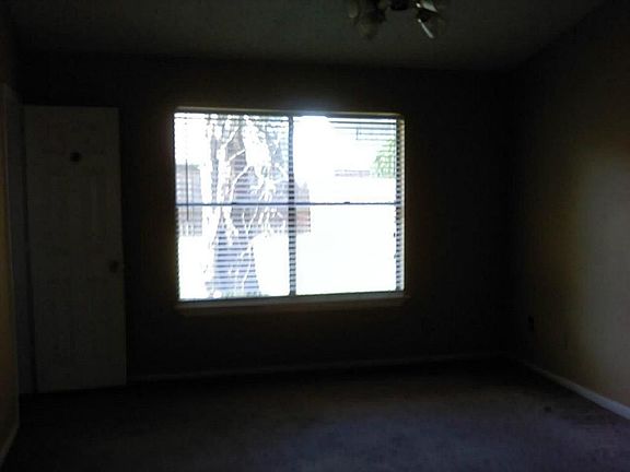 4th image of 12551 Saint Michel Dr