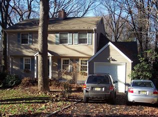 44 Pine Grove Rd, Berkeley Heights, NJ 07922