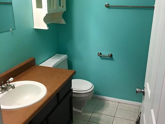 4th image of 1327B 9th West Ave