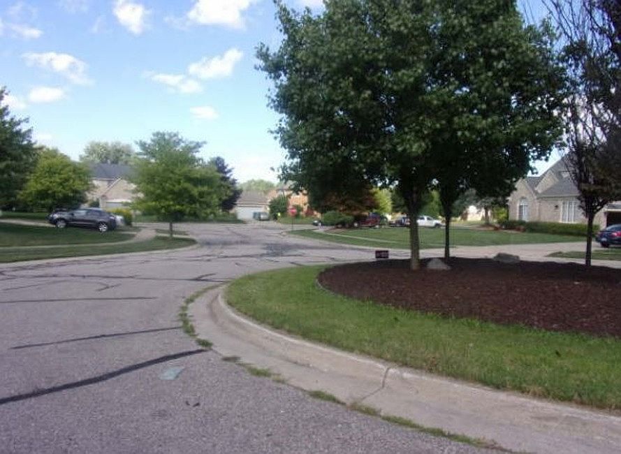 2nd image of 4790 Jasmine Ct