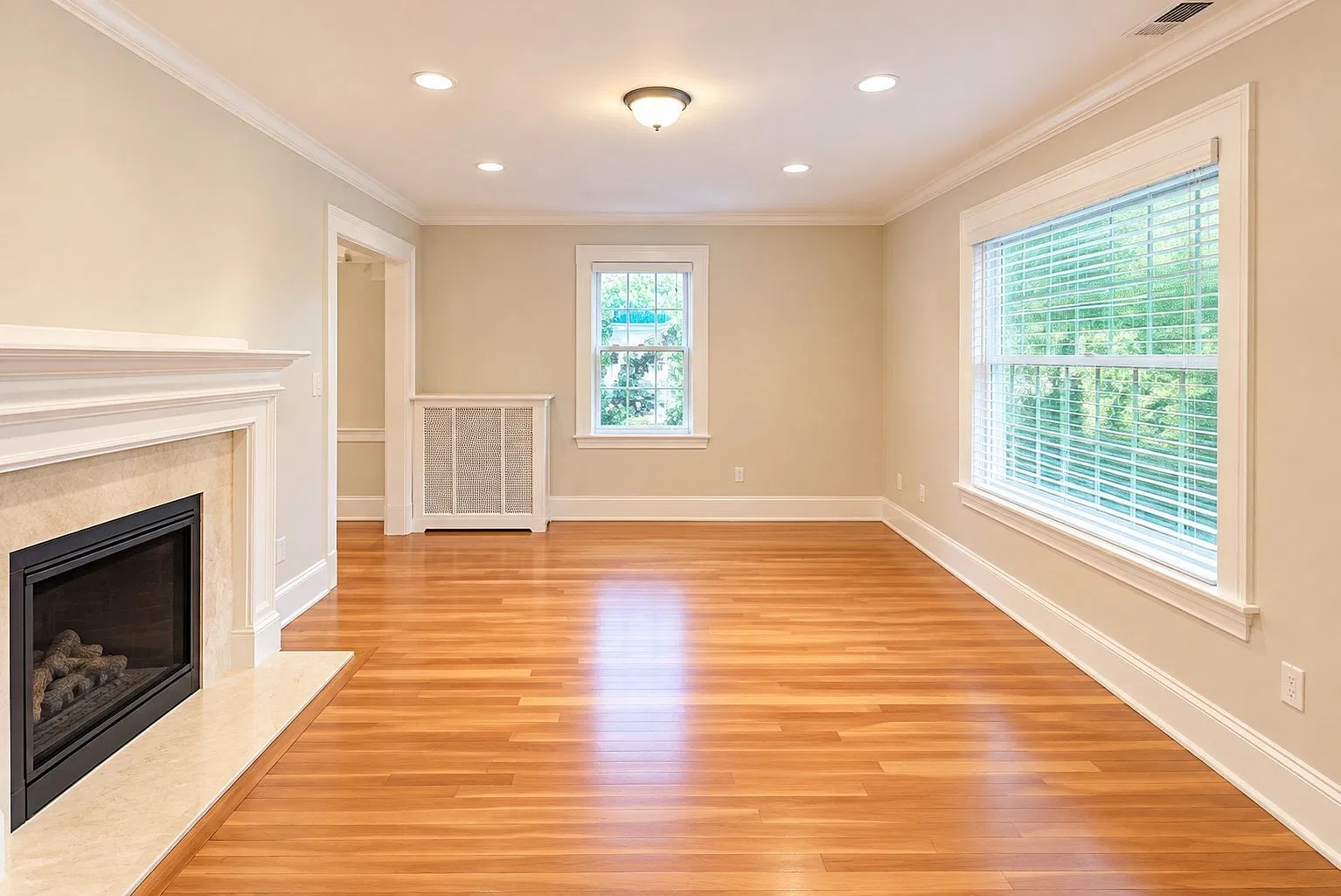 3 bed, 2.5 bath, 1825 sqft, $5,300 — Photo 2