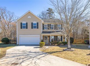 3801 Cottesmore Dr, High Point, NC 27265