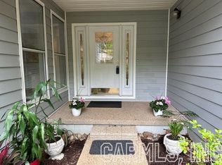 427 Woodlawn Dr, Fairfield Bay, AR 72088
