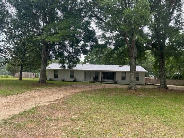 216 Shiloh Firetower Rd, Foxworth, MS 39483