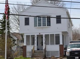 38 Whitehall Rd, Amesbury, MA 01913