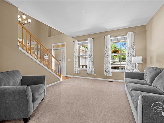 4th image of 3210 Larrabee Dr