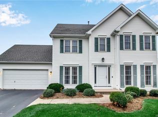 5507 Hallmark Ln, Lockport, NY 14094