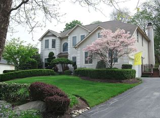 104 Chinaberry Dr, Lafayette Hill, PA 19444