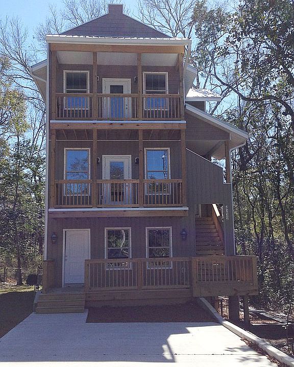 1st image of 4232 Lancaster Dr