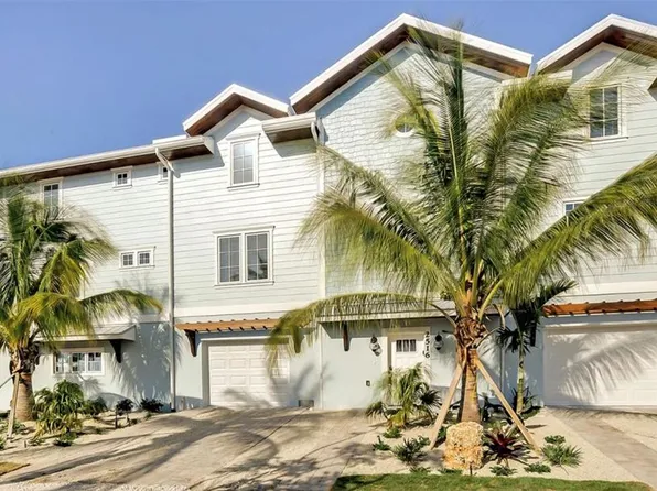 2516 Avenue A, Bradenton Beach, FL 34217