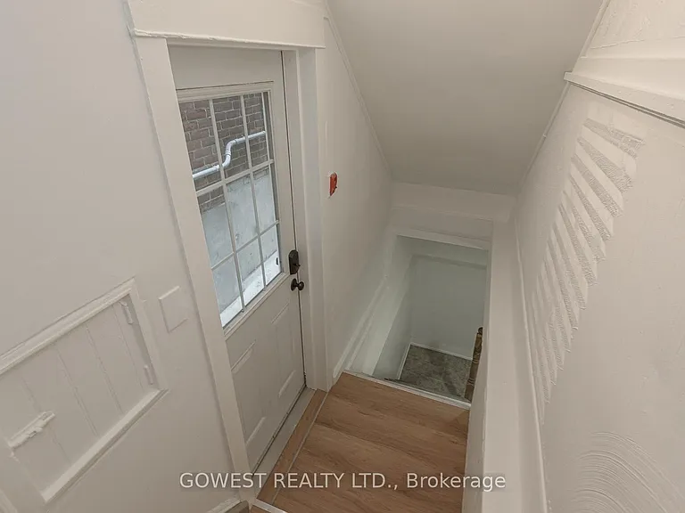 134 Grenadier Rd #4 — Photo 3