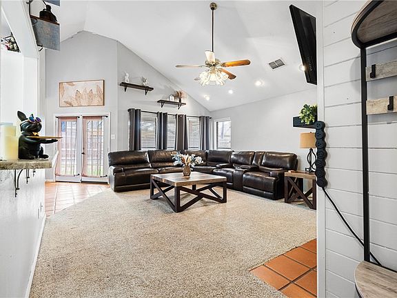 5th image of 4649 Spring Fork Dr