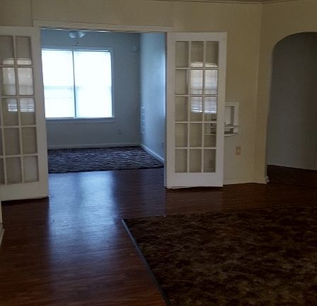 5th image of 1814 W Admiral Ave