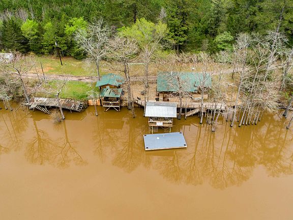 3rd image of 970 County Road 3215