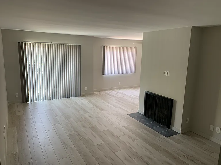 Vantage Point Apartments West — Photo 8