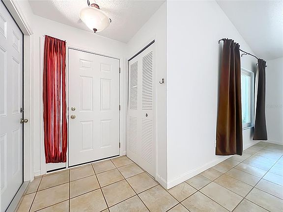 5th image of 336 Canoe Trail Ln