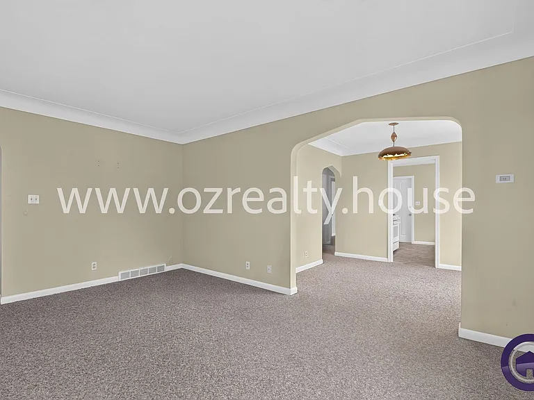1630 Eleanor Ave — Photo 4