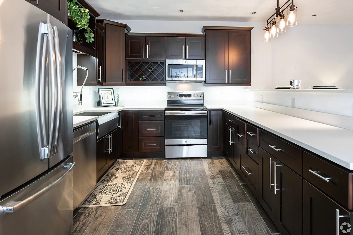 Building Photo - Gallery Villas