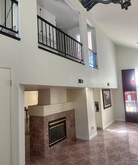 6105 Ambergrove St — Photo 8
