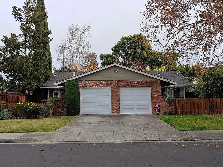394 Kuehnis Dr — Photo 11