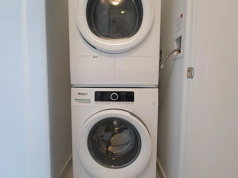 575 Bloor St E #2905 — Photo 6