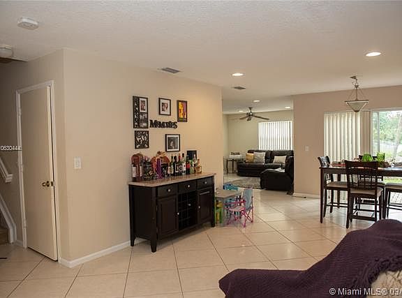 4th image of 5421 NW 92nd Ave