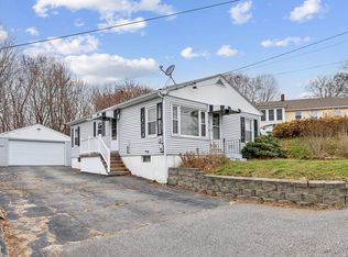 24 Irwin St, Lewiston, ME 04240