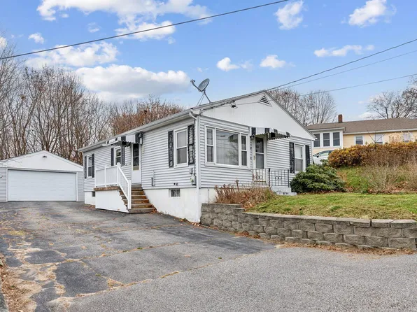 24 Irwin Street, Lewiston, ME 04240
