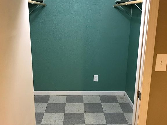 Huge Walk In Closet