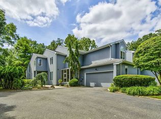 6 Heiko Ct, Northport, NY