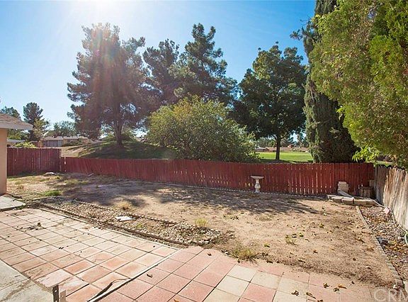3rd image of 14146 La Paz Dr