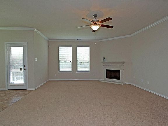 4th image of 87 Quillwood Pl