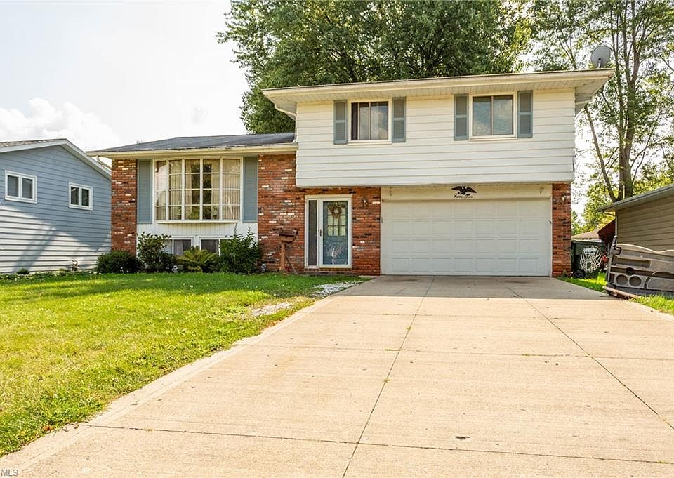 1st image of 42 Santin Cir
