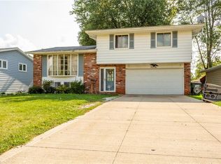 42 Santin Cir, Bedford, OH 44146
