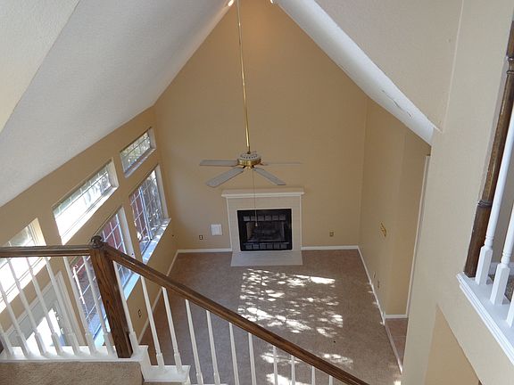 2nd image of 408 Silverton Dr