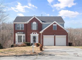 3295 Cherrybrook Dr, Jamestown, NC 27282