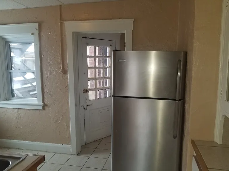 2922 Jackson St #3 — Photo 7