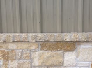 183 Fordtran Rd, Yoakum, TX 77995