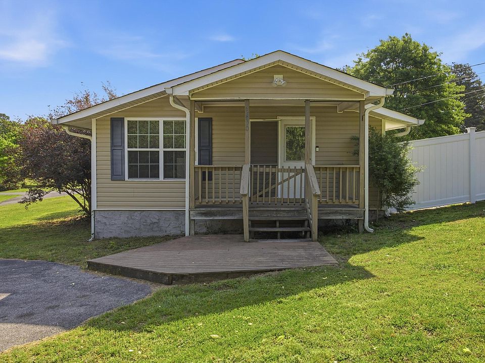 1st image of 2090 Dorn Farm Pl
