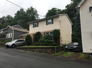 318 Ridge St, Honesdale, PA 18431